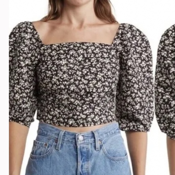 Levi’s - Picture 2 of 3